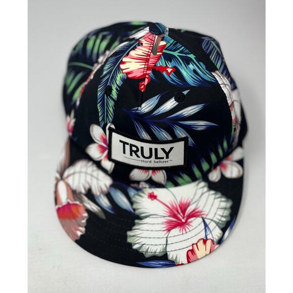 Truly Hard Seltzer Baseball  Cap Pre-Owned in good condition Hawaiian style - Picture 1 of 5